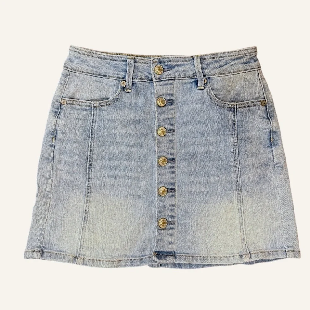 American Eagle Outfitters Light Blue‎ Denim Mini Skirt Size 4